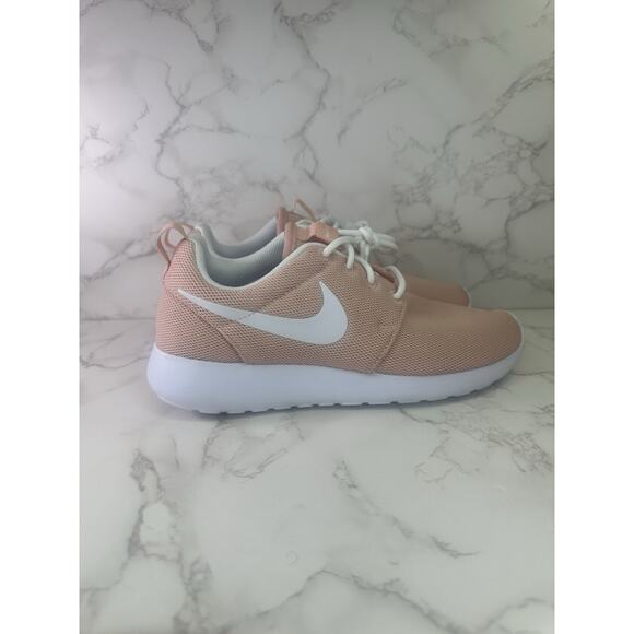 New Nike Roshe One Womens Sneakers Size 8 Lightweight Walking Casual Streetwear - Picture 4 of 5